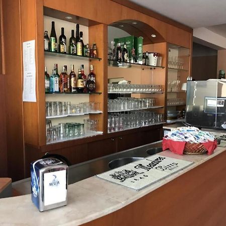 רימיני Hotel Villa Vera מראה חיצוני תמונה