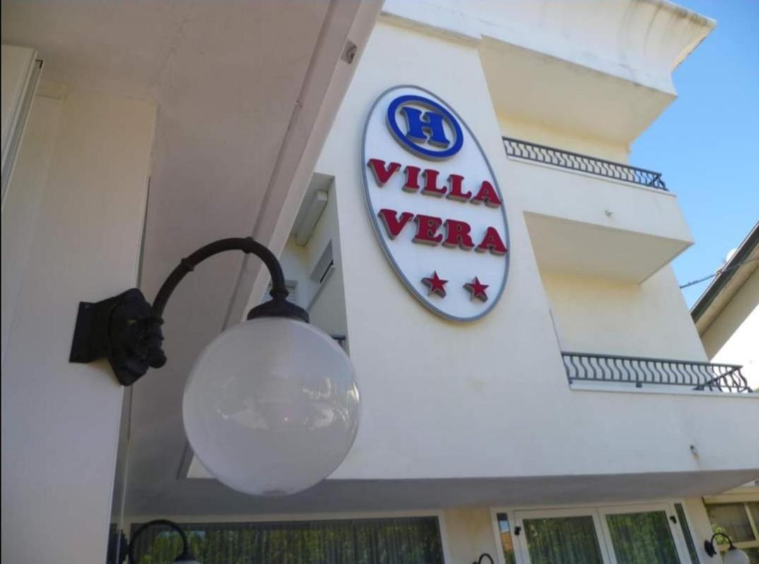 רימיני Hotel Villa Vera מראה חיצוני תמונה