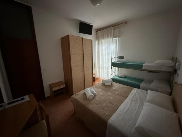 רימיני Hotel Villa Vera מראה חיצוני תמונה